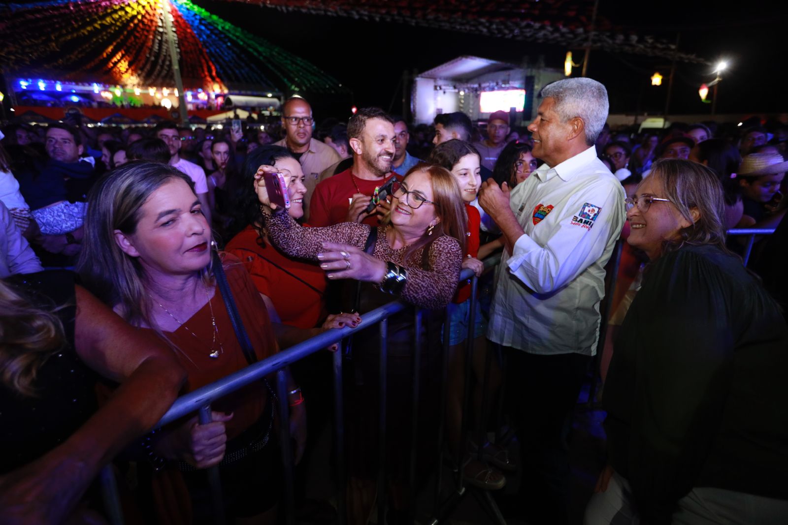 Jerônimo celebra o São João de Livramento e destaca orgulho pelas raízes culturais