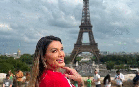 Imagem do post Andressa Urach detona viagem a Paris: “Povo fedido”