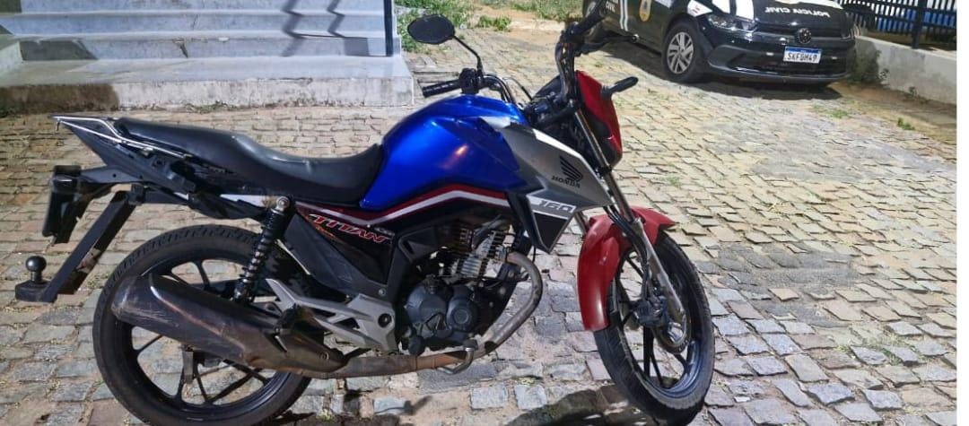 Moto com restrição é recuperada pela PM no interior da Bahia