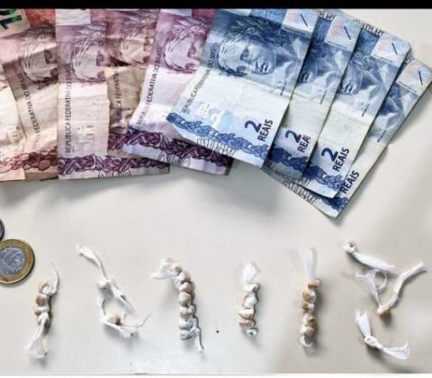 Imagem do post Adolescente é apreendido com droga e dinheiro no interior da Bahia