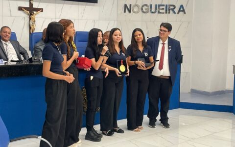 Imagem do post Tagner homenageia estudantes do IFBA premiadas em competição internacional de tecnologia na China