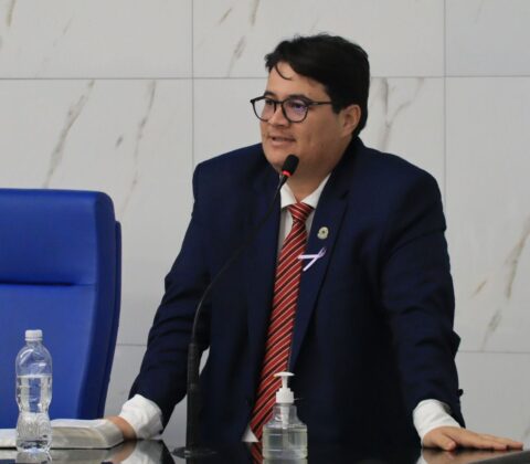 Imagem do post “Ele foi inimigo do servidor público”, afirma Tagner Cerqueira sobre ex-prefeito Elinaldo