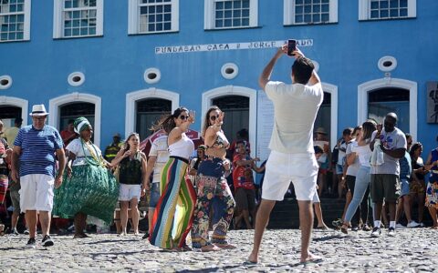 Imagem do post Bahia lidera crescimento do turismo no Brasil em 2025 e projeta expansão contínua