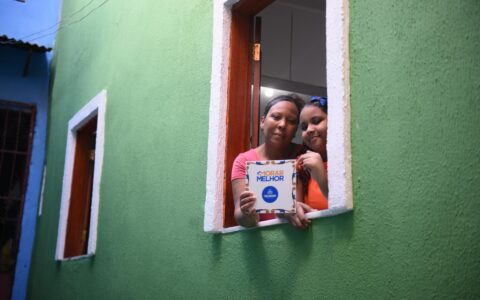 Imagem do post Prefeitura entrega 100 casas reformadas no Acupe de Brotas pelo programa Morar Melhor