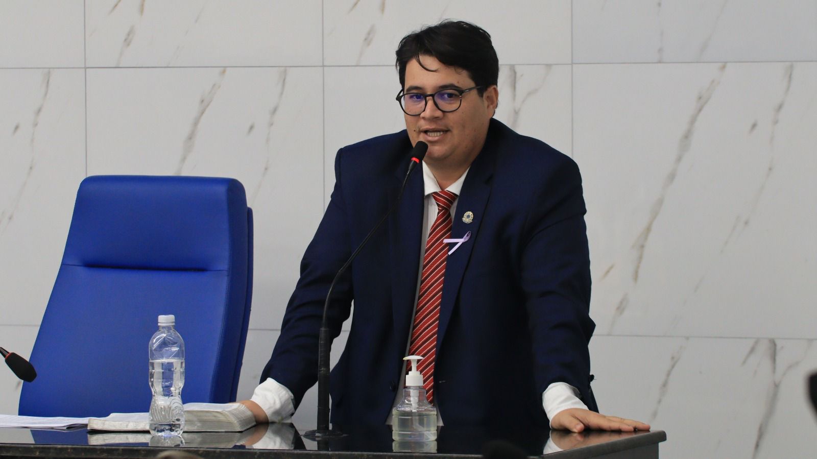 “Retirou a bola e foi embora”: Vereador acusa presidente da Câmara de atitude antidemocrática em Camaçari