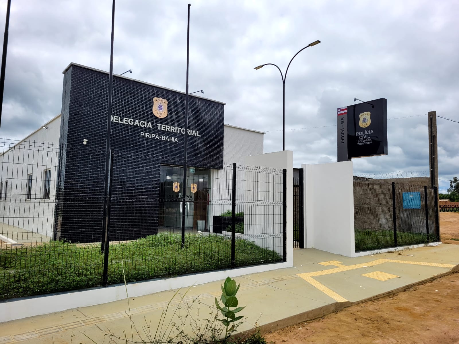 Mulher investigada por tráfico de drogas em Minas Gerais é presa na Bahia