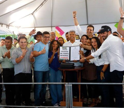 Imagem do post Jerônimo autoriza construção de nova escola de tempo integral em Itamari