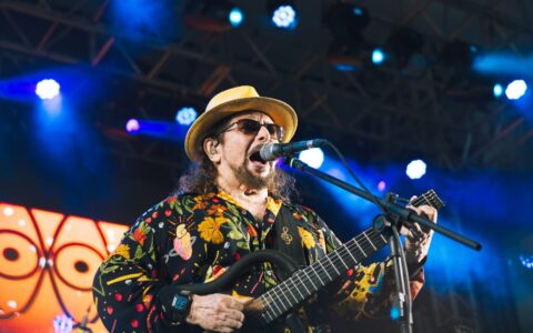 Imagem do post Em show lotado, Geraldo Azevedo anima Largo do Pelourinho no primeiro dia dos festejos