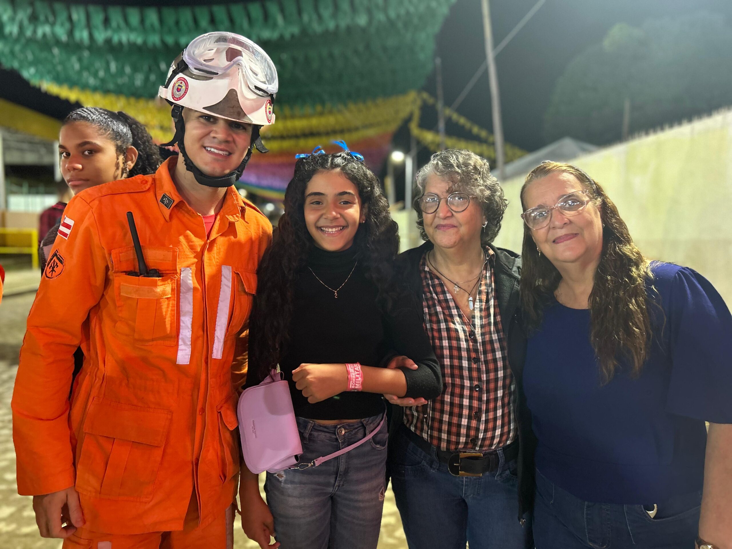 Bombeiros distribuem 700 pulseiras de identificação no São João de Cruz das Almas