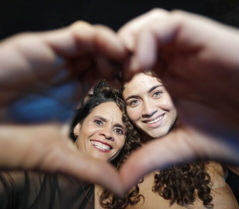 Imagem do post Amargosa Ferveu! Noite de Arrocha, Sertanejo e Forró Lota Praça do Bosque no São João 2025