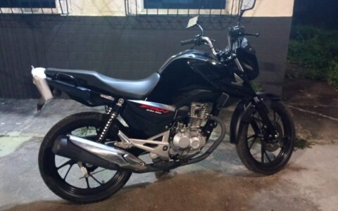 Imagem do post Motocicleta roubada é recuperada pela PM no interior da Bahia
