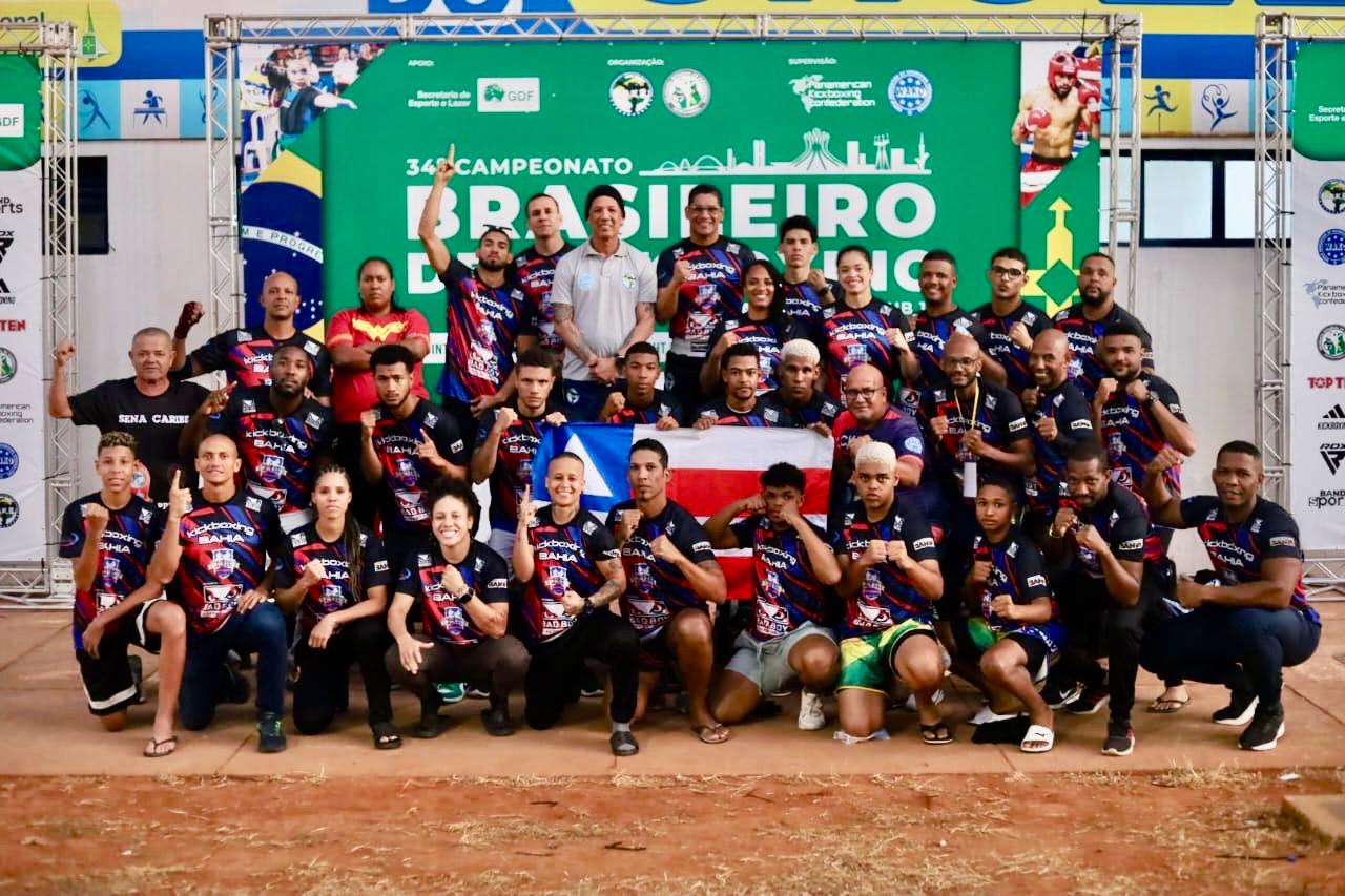 Atletas baianos conquistam 20 medalhas no Campeonato Brasileiro de Kickboxing, em Brasília