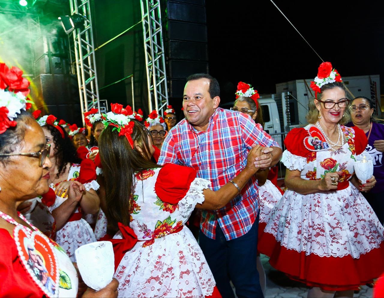 Geraldo Júnior visitou mais de 15 municípios durante os festejos juninos na Bahia