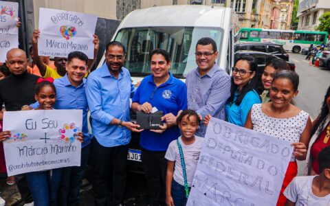 Imagem do post Instituto Hebrom Simas recebe van de emenda do deputado Márcio Marinho