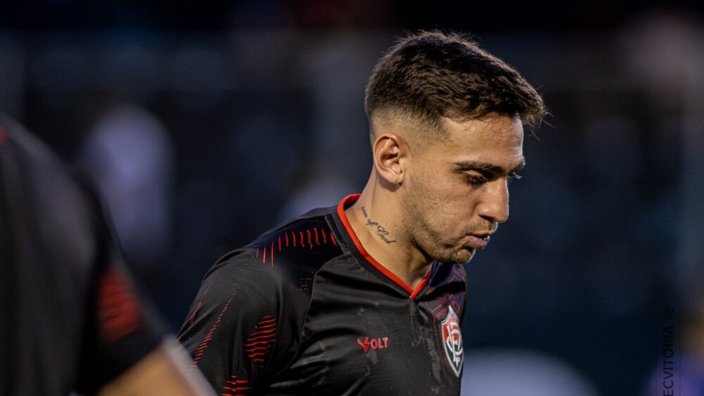 Gustavo Mosquito tem lesão confirmada e aumenta lista de desfalques do Vitória