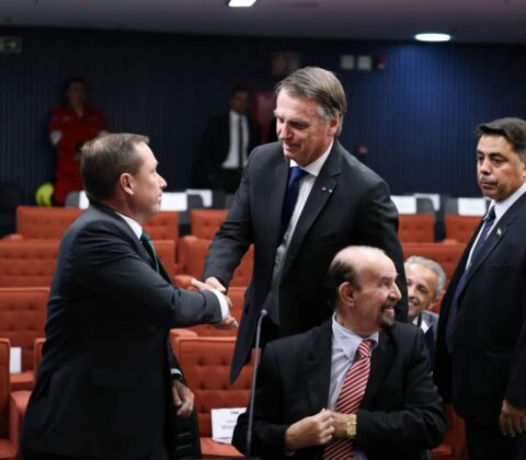 Imagem do post Mauro Cid afirma que Bolsonaro buscava fraude nas urnas para justificar intervenção