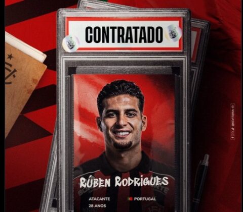 Imagem do post Vitória contrata gringo para o meio-campo