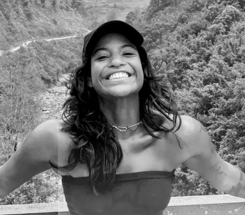 Imagem do post Morre brasileira que caiu em trilha de vulcão na Indonésia