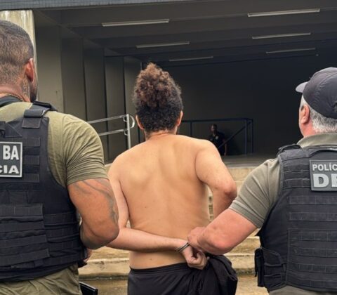 Imagem do post Homem que esfaqueou e queimou ex-companheira é capturado em Salvador