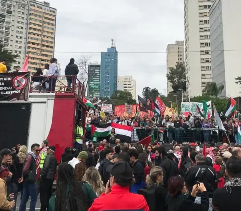 Imagem do post Manifestantes fazem ato pró-Gaza em São Paulo