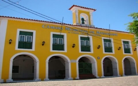 Imagem do post TRE da Bahia exclui mandatos por esquema com candidatas laranjas