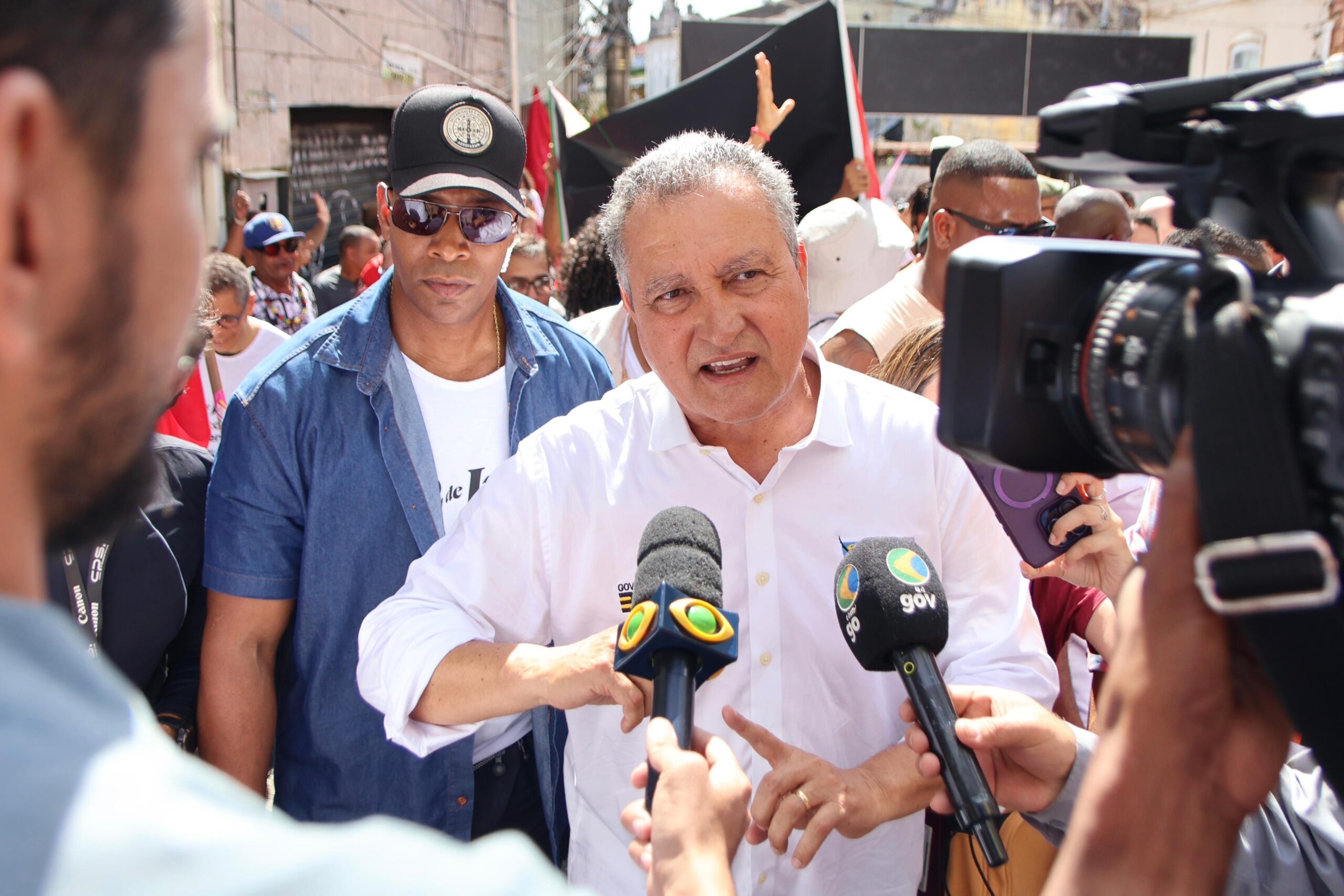 Rui Costa defende ação de Lula no STF por IOF e governança