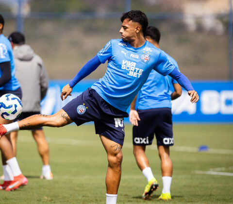 Imagem do post Com Rezende em campo, Bahia realiza treino de olho no Juventude