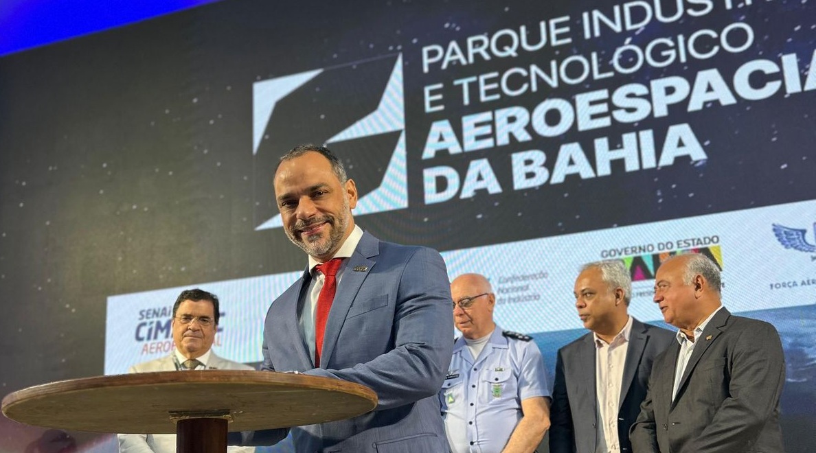 Augusto Vasconcelos anuncia cursos de qualificação voltados ao Parque Aeroespacial da Bahia