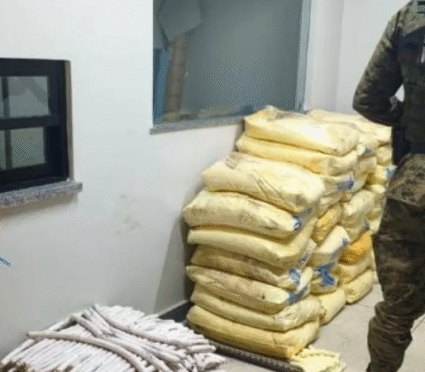 Imagem do post Operação surpresa encontra depósito com arsenal explosivo em Sento Sé
