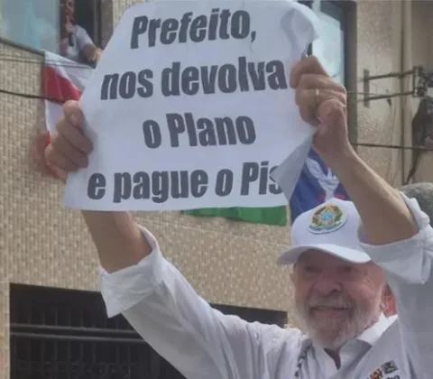 Imagem do post Lula se junta a professores municipais e alfineta Bruno Reis: “Prefeito pague o piso”