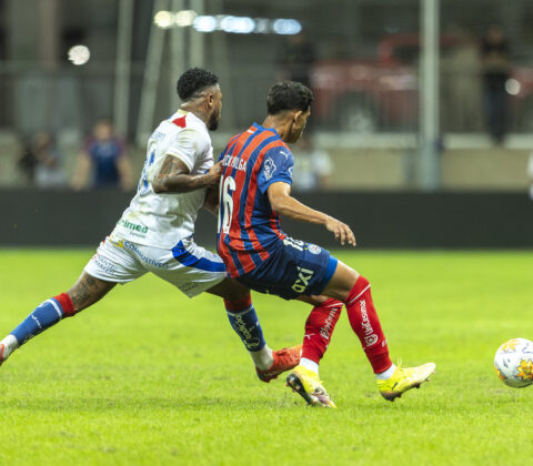 Imagem do post Saiba onde assistir e as prováveis escalações de Fortaleza x Bahia