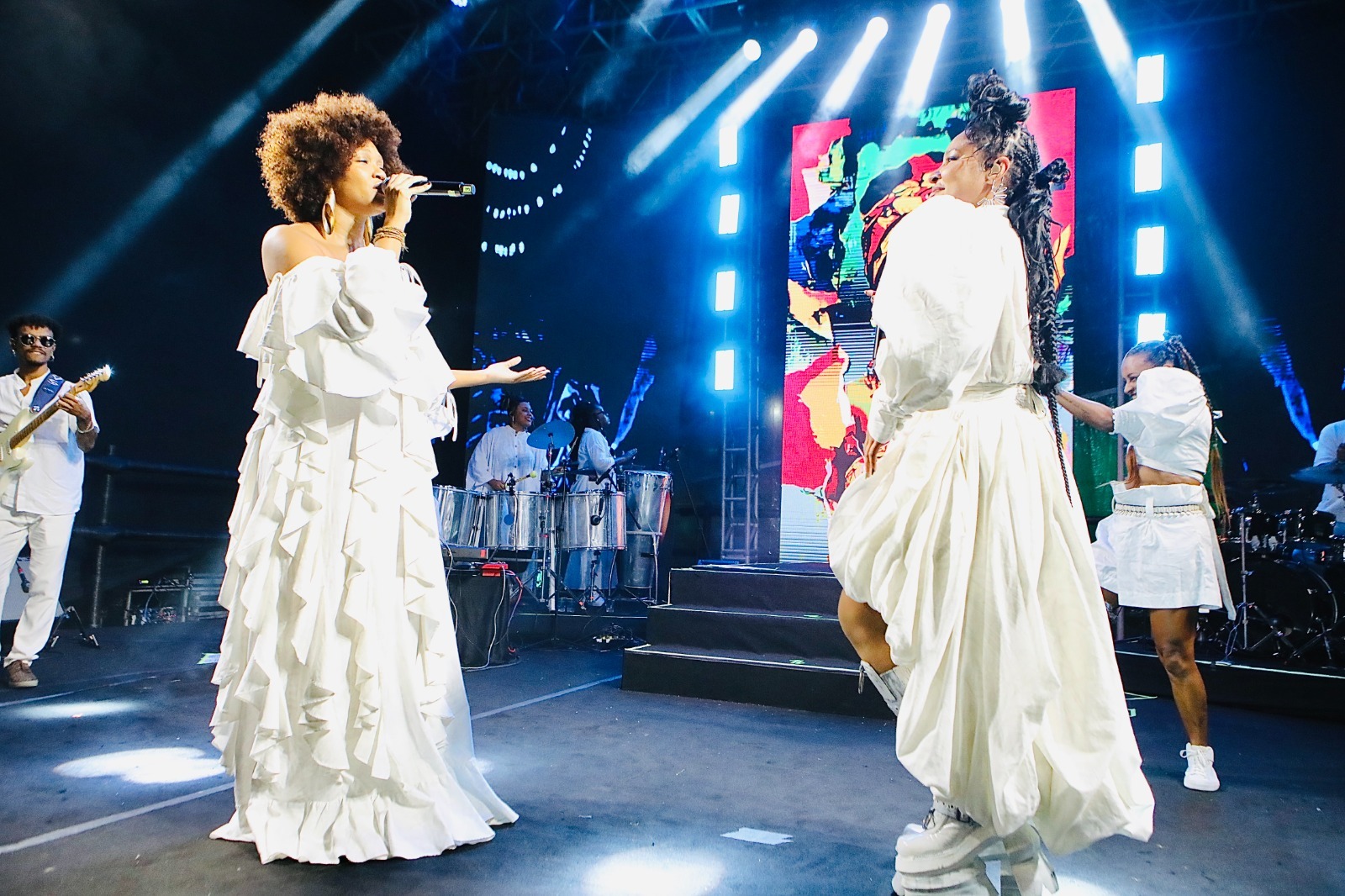 Show de Larissa Luz e convidadas encerra programação do Circuito Mulheres Negras em Movimento