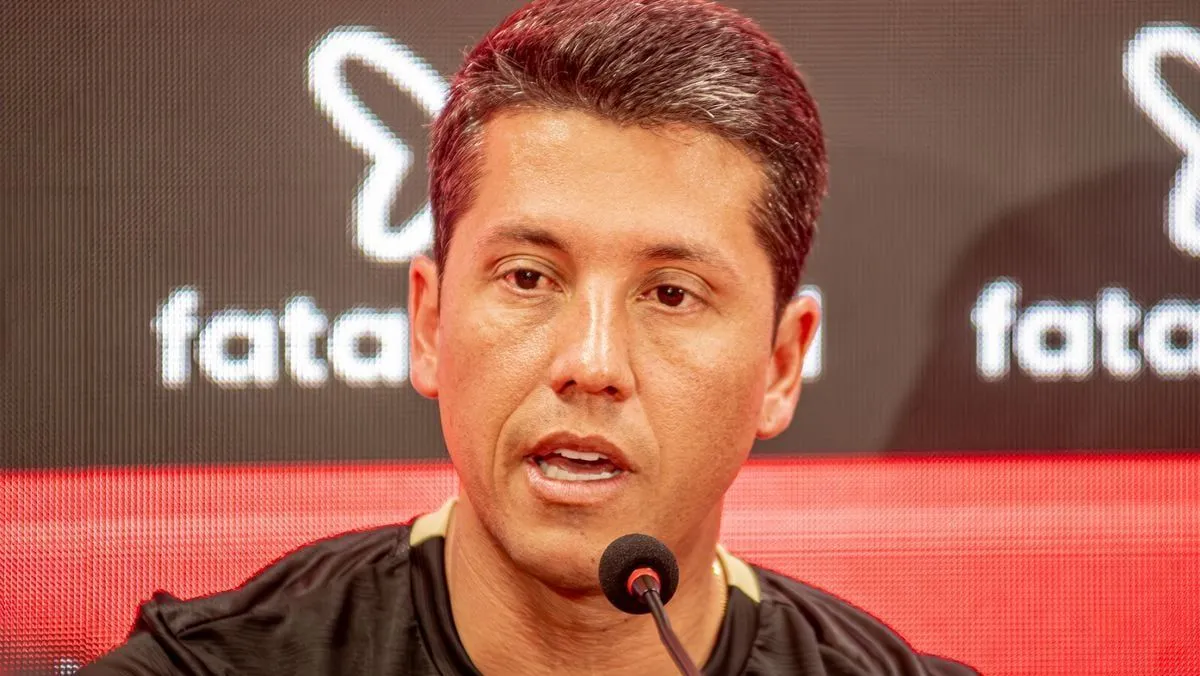Fim de ciclo: Vitória demite Thiago Carpini após queda na Copa do Nordeste
