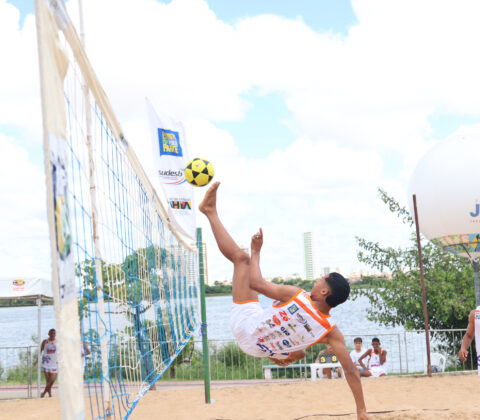 Imagem do post Juazeiro ferve com megaeventos de futevôlei e natação nas águas do São Francisco