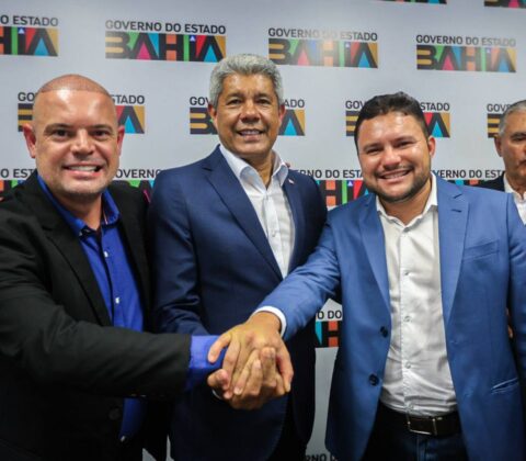 Imagem do post Prefeito que votou com ACM Neto se declara “soldado” de Jerônimo Rodrigues