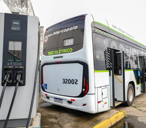 Imagem do post Duas linhas de Salvador recebem teste com novo ônibus elétrico
