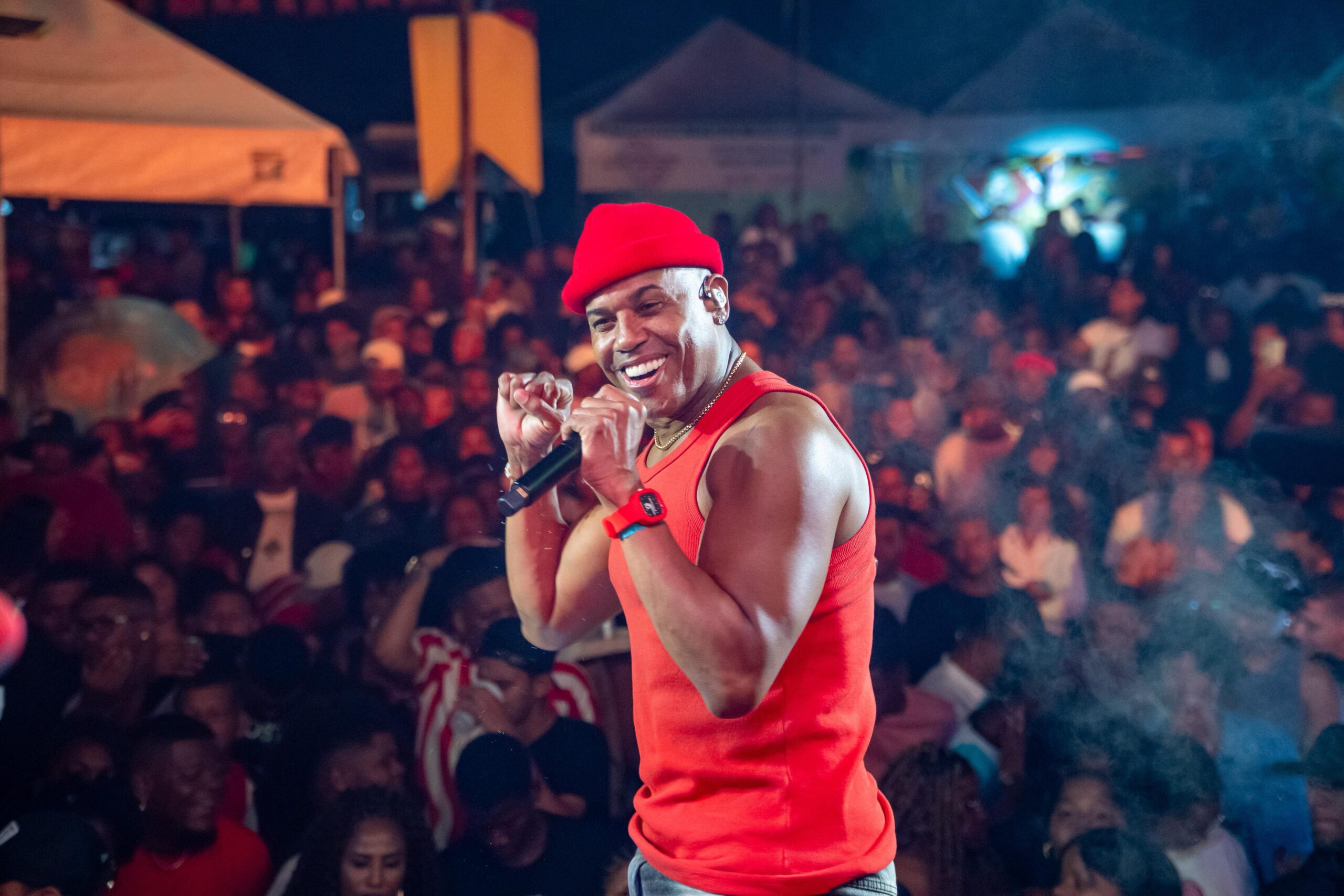 Flavinho e a CaSamba promete resenha animada com pagode e samba em Salvador