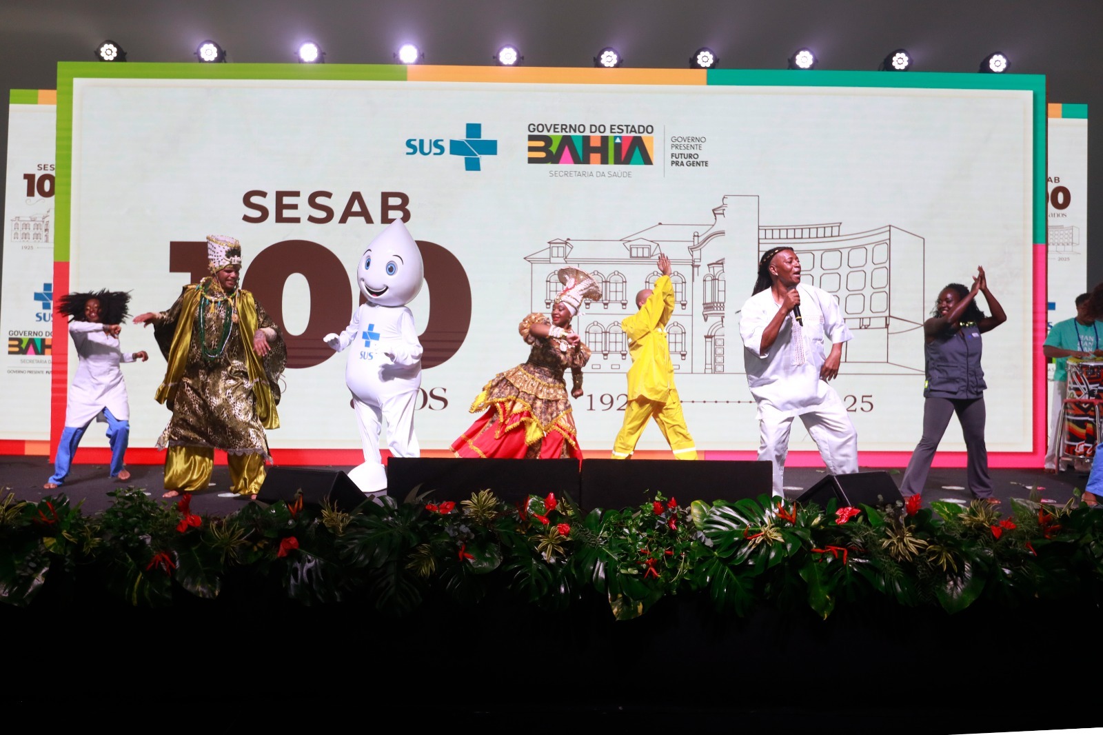 Bahia celebra 100 anos da Sesab com homenagens e R$ 22 bilhões em investimentos