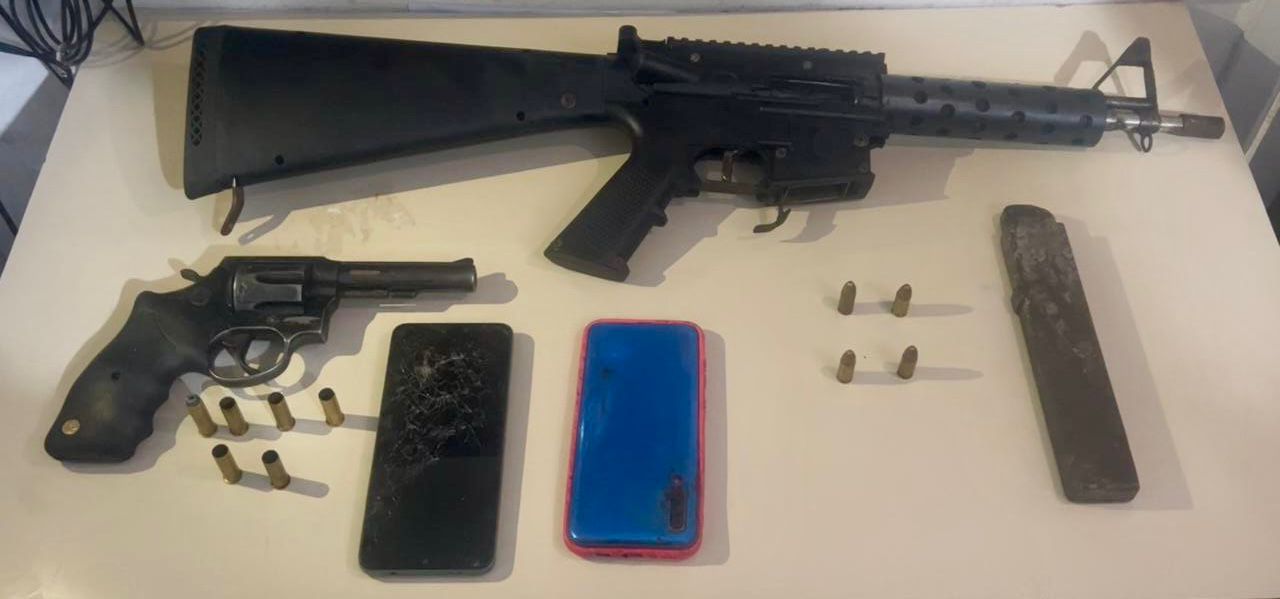 Dupla do Comando Vermelho morre em confronto com a PM em Salvador