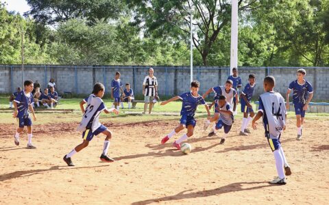 Imagem do post Camp Atletas do Futuro reúnem crianças e adolescentes de Salvador para aulas de futebol com formação cidadã