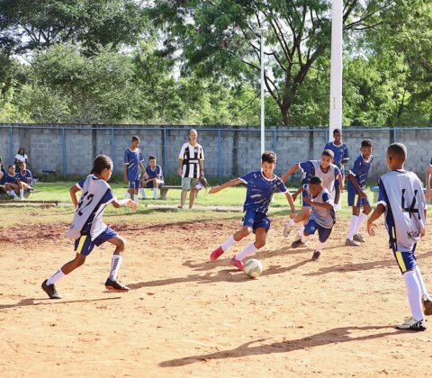 Imagem do post Camp Atletas do Futuro reúnem crianças e adolescentes de Salvador para aulas de futebol com formação cidadã