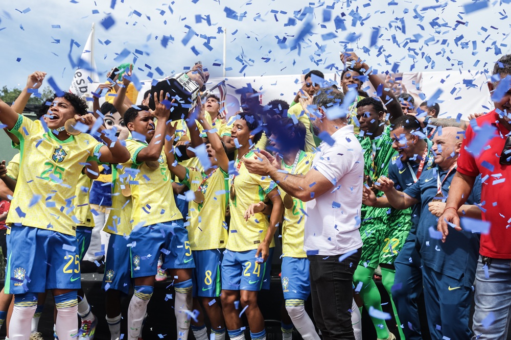 Seleção Brasileira conquista o tetracampeonato da Copa 2 de Julho