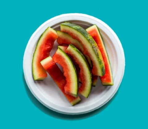 Imagem do post Descubra como a casca da melancia ajuda a emagrecer