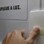 Aneel mantém bandeira amarela em setembro; saiba quanto será cobrado