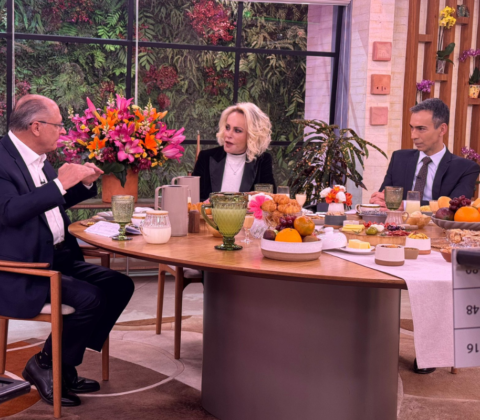 Imagem do post Alckmin vai ao Mais Você, fala sobre tarifaço de Trump e ganha presente de Ana Maria Braga