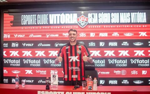 Imagem do post Uruguaio é apresentado na Toca do Leão e se diz otimista com time no Brasileirão