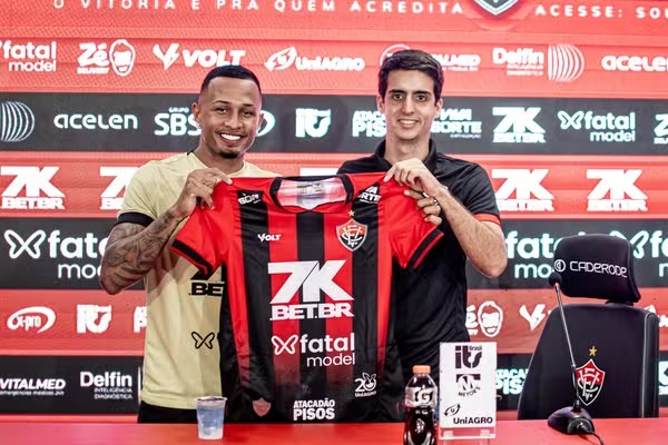 Léo Pereira deixa o Vitória e acerta com outro clube da Série A