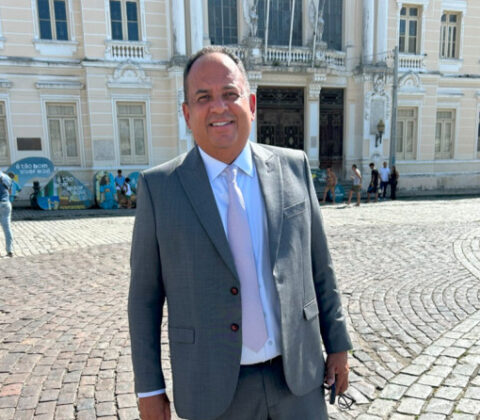 Imagem do post Jorge Araújo vai deixar Câmara de Salvador? O que se sabe sobre ida do vereador para Brasília