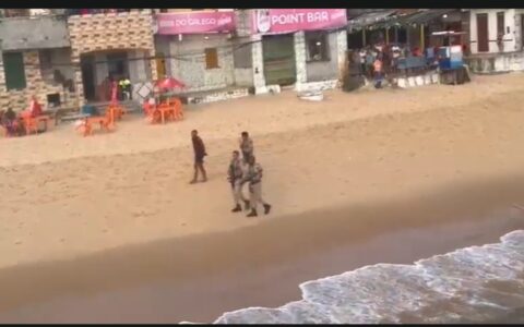 Imagem do post Homem com drogas tenta fugir nadando em Salvador, mas é capturado por helicóptero da PM