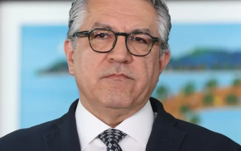 Imagem do post Padilha chama Trump de inimigo da saúde e afirma que sanção é absurda